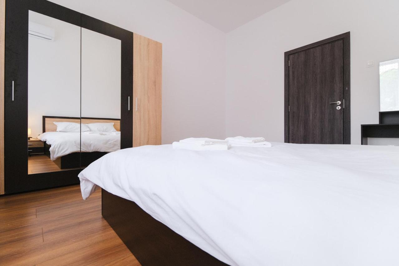 Apartment In The City Center プロヴディフ エクステリア 写真